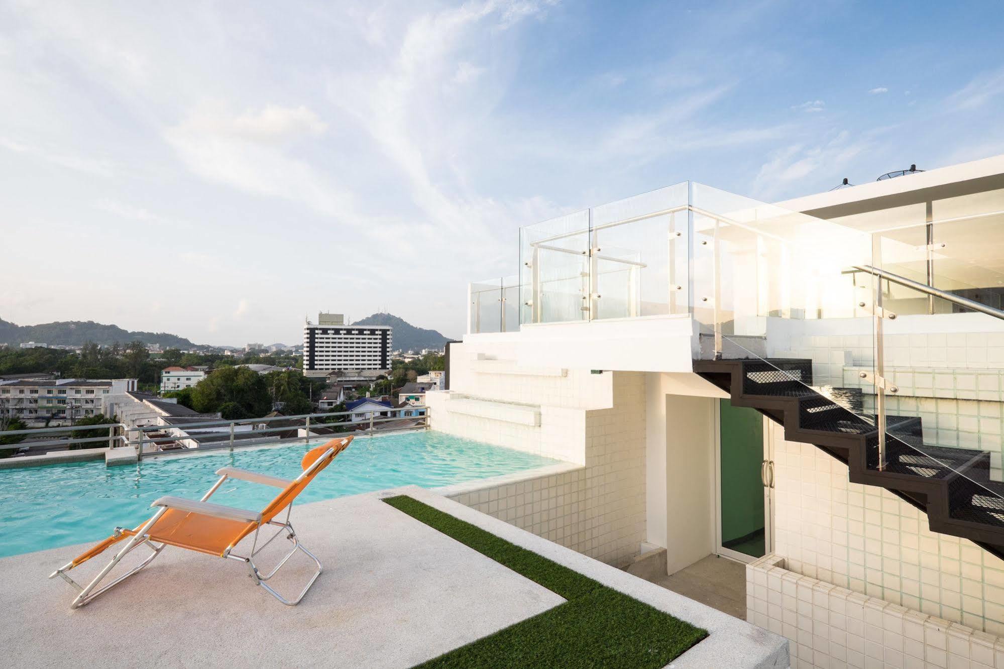 Modern Thai Suites Пхукет Экстерьер фото